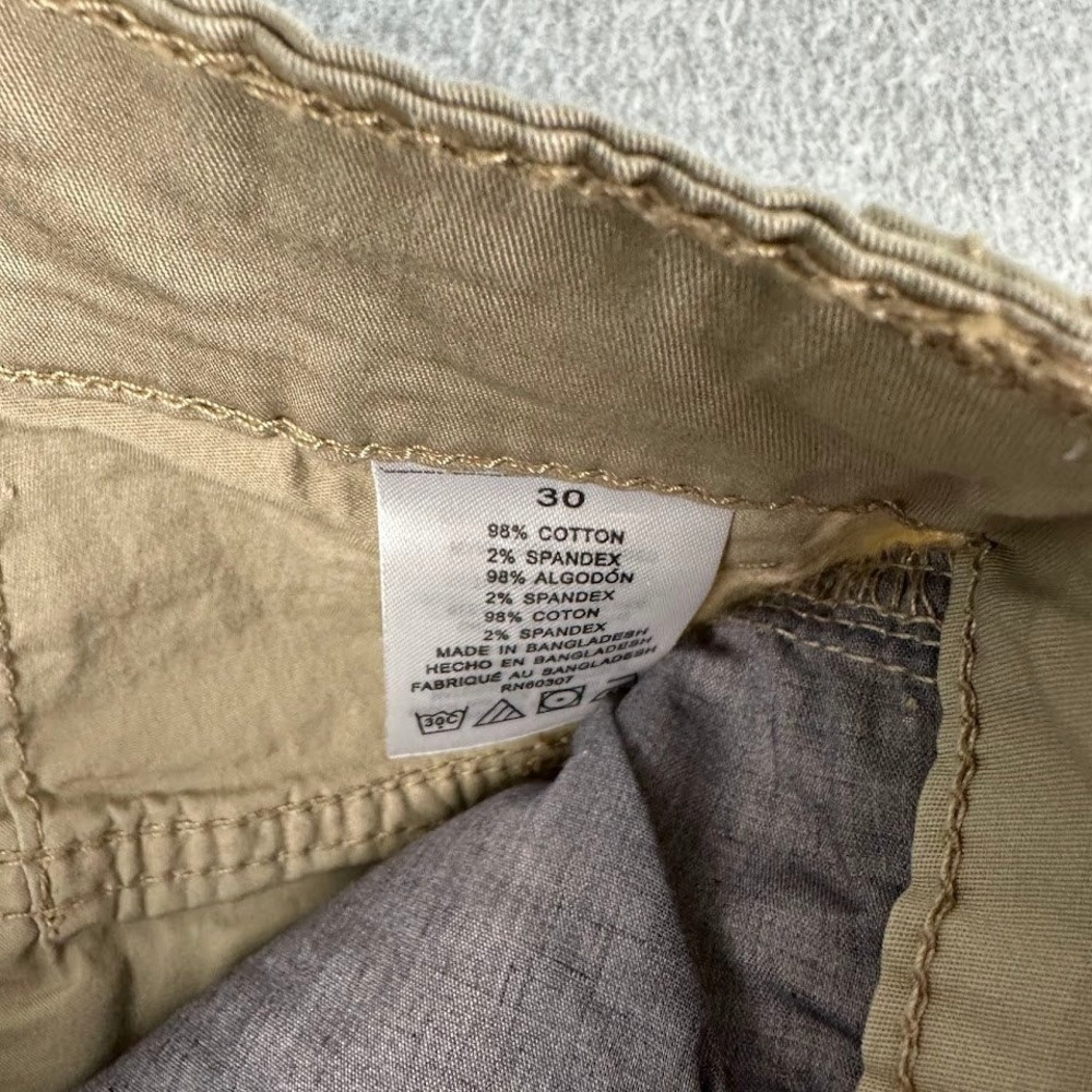 Unionbay Mens Cargo Shorts Khaki Tan Size 30 Stretch Cotton Utility Outdoor - Picture 4 of 9